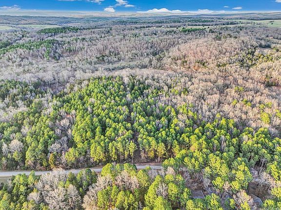 5th image of 3306 Black Hill Rd