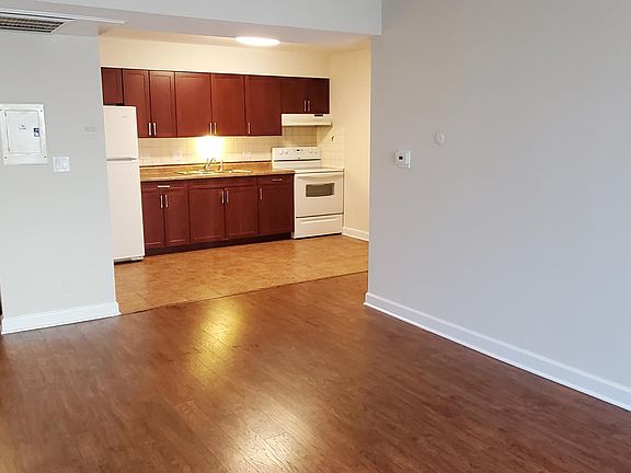 2nd image of 10723 5th Avenue Cut Off APT 208