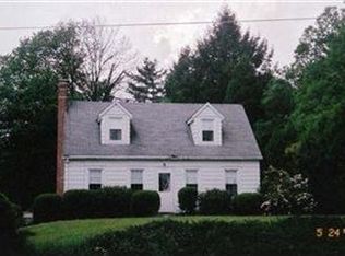 6752 Cleveland Massillon Rd, Clinton, OH 44216