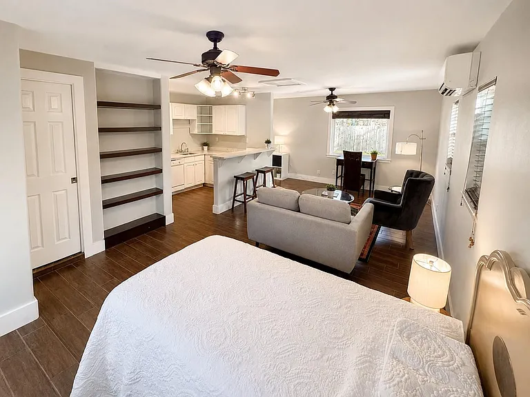 1211 Payne Ave #B — Photo 3