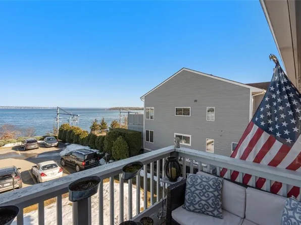 4080 Post Rd APT 11, Warwick, RI 02886