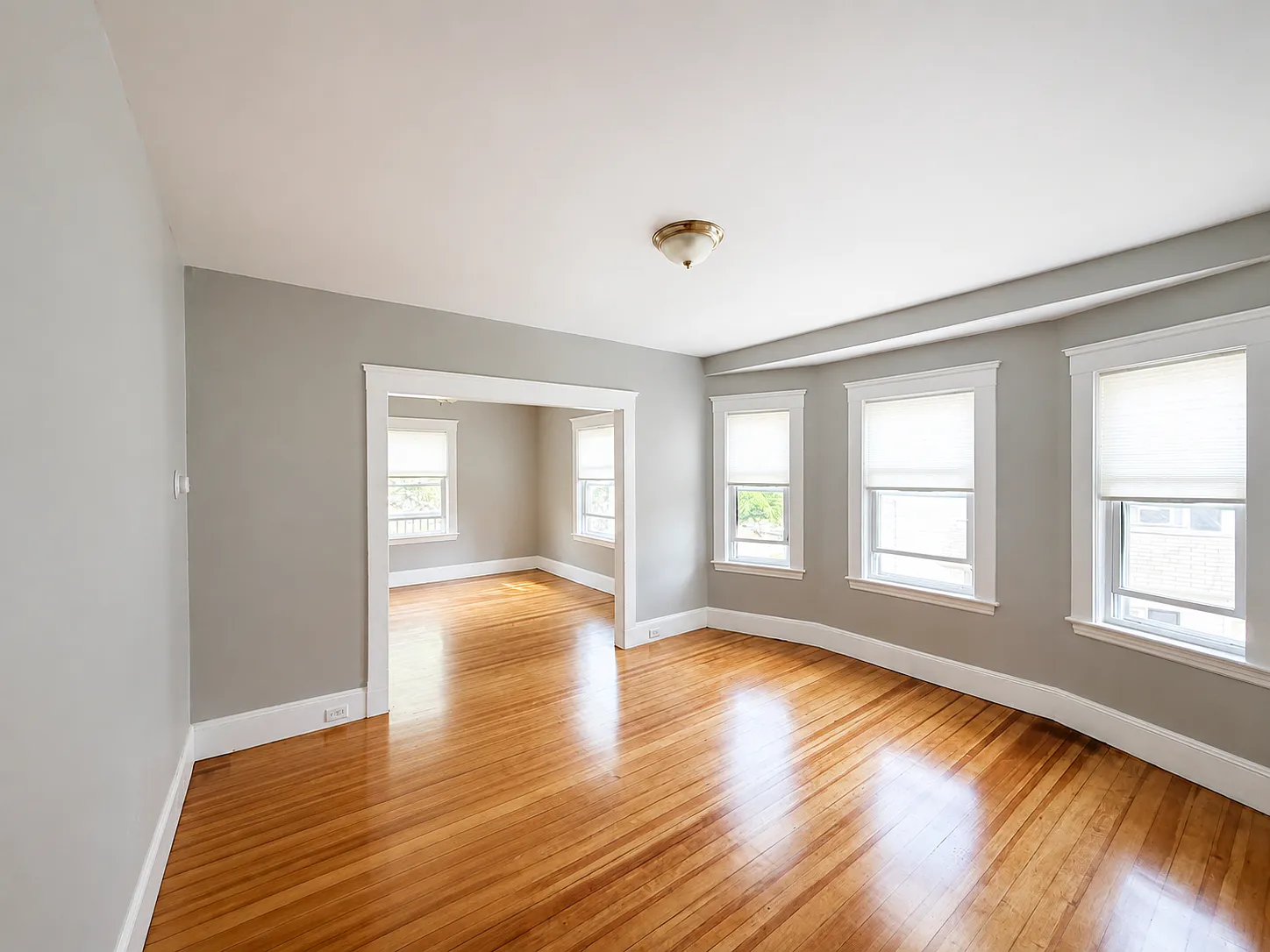 2 bed, $2,900 — Photo 4
