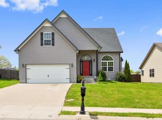 1184 Meachem Dr, Clarksville, TN 37042