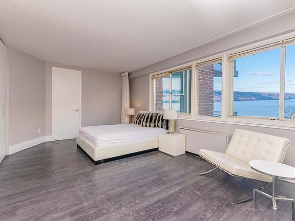 3rd image of 2621 Palisade Ave APT 5E