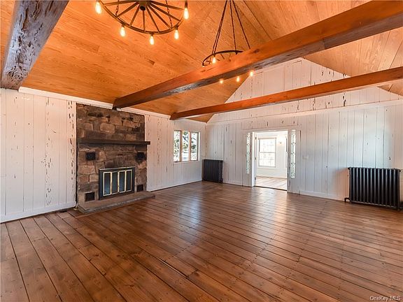 37 Ellen Ave Mahopac Ny 10541 Mls H6086344 Zillow