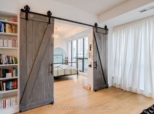 11 Soho St #407, Toronto, ON M5T 3L7