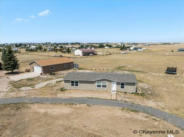 7110 Woods Rd, Cheyenne, WY 82009