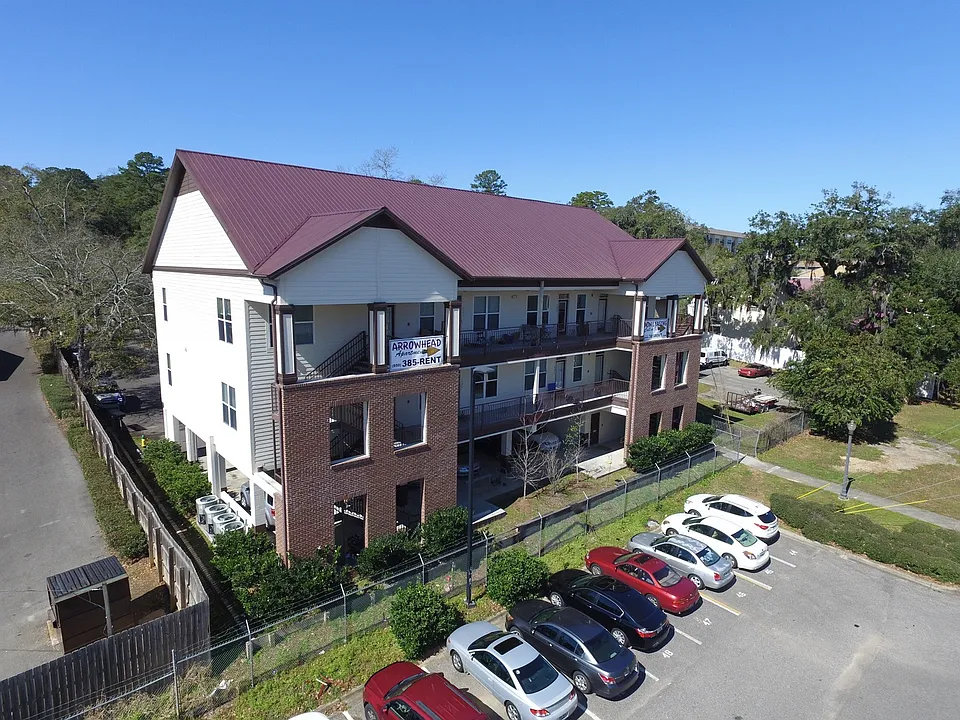 325 Hayden Rd