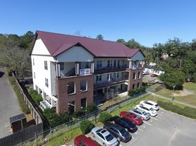 Arrowhead Apartments