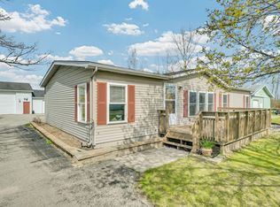 11789 W Shore Dr, Houghton Lake, MI 48629
