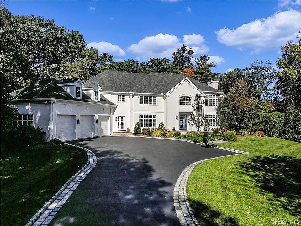 1st image of 3 Old Woods Drive