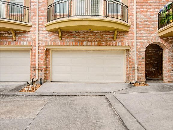 3rd image of 44 Versante Ct