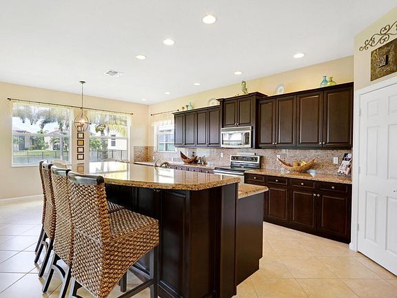 9720 Phipps Ln Wellington FL-large-010-4