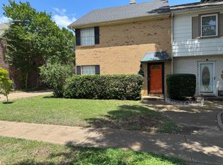 601 Saint Charles Dr, Arlington, TX 76013