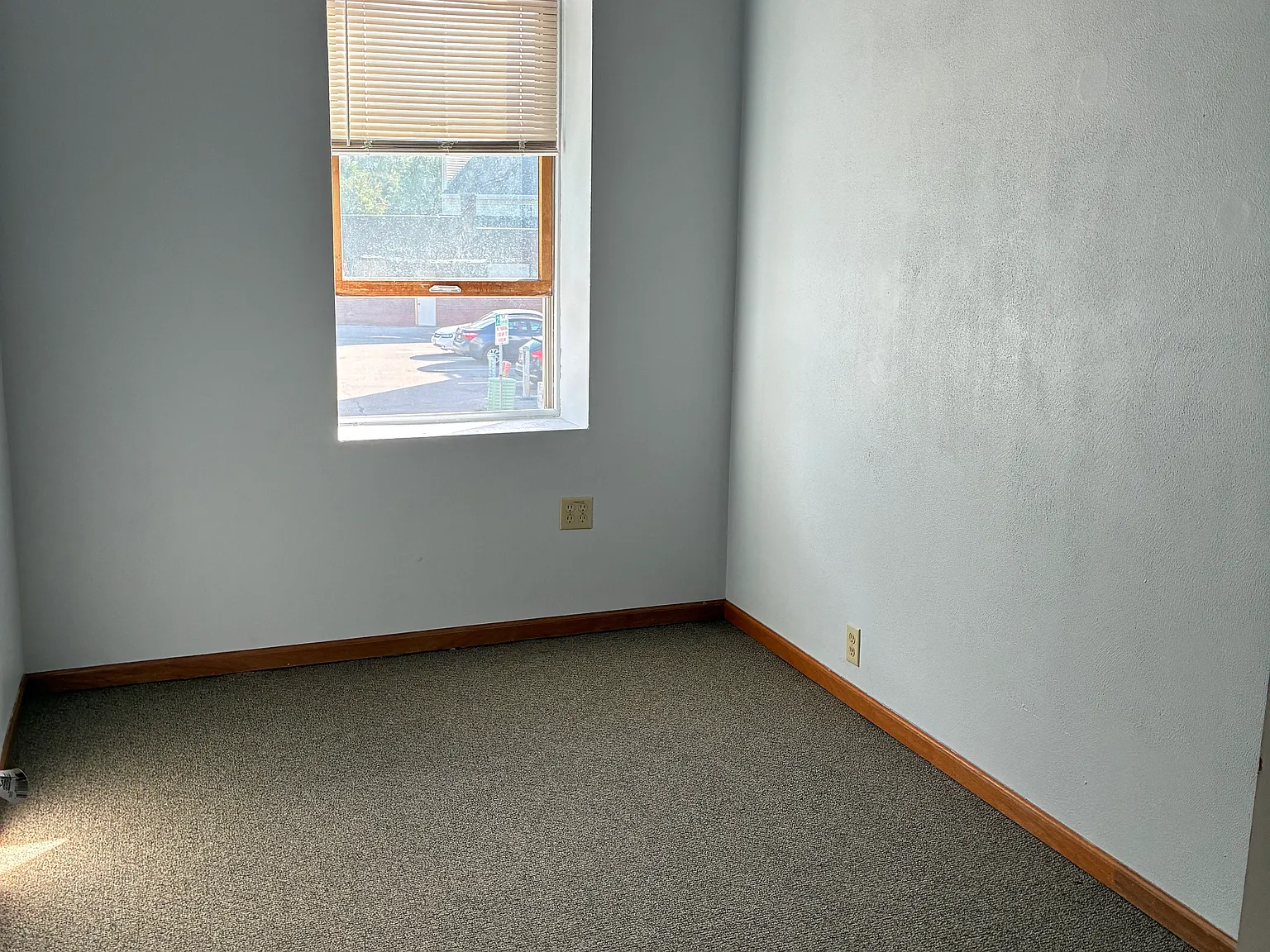 2 bed, 650 sqft, $1,100 — Photo 3