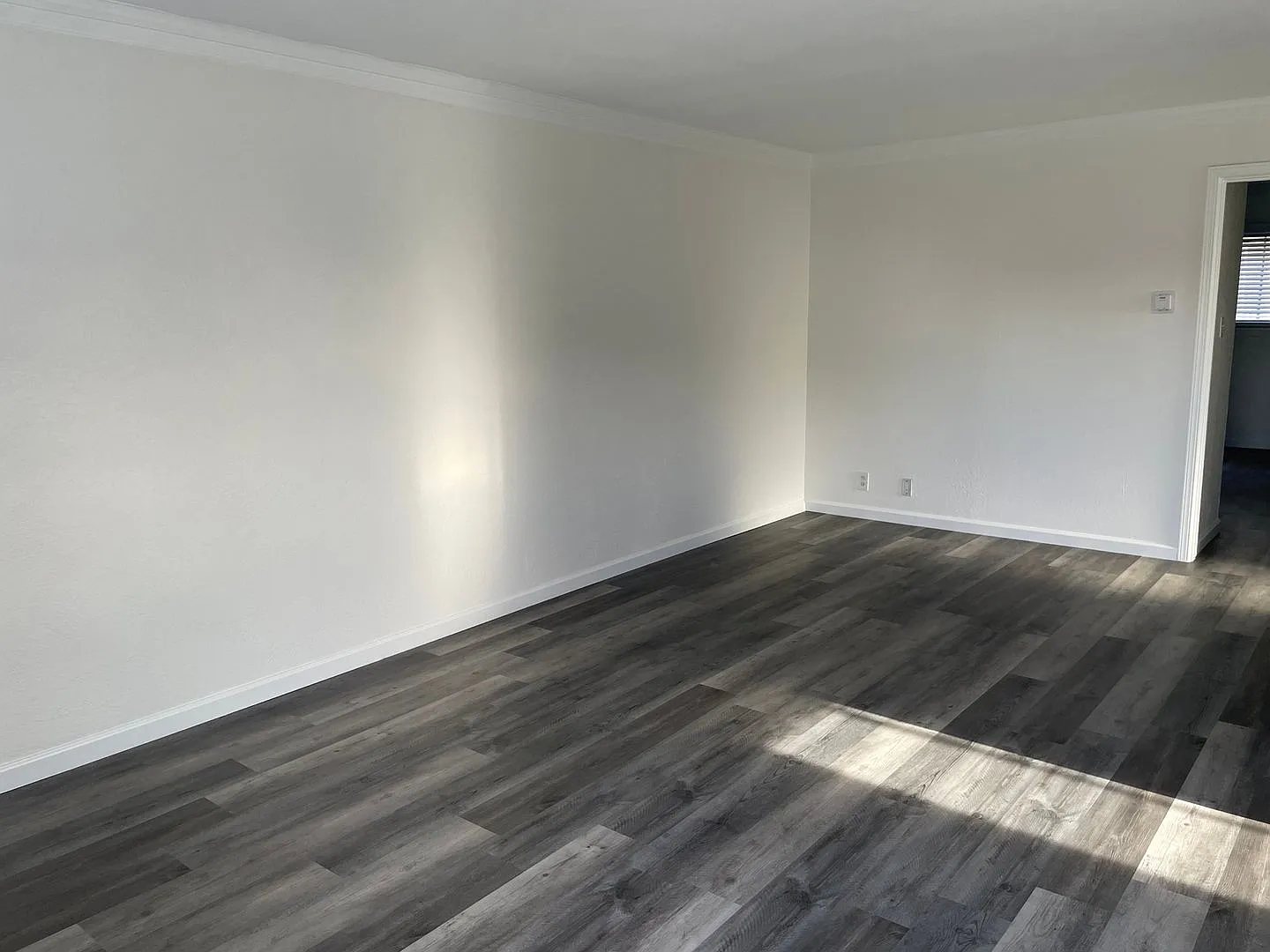 2 bed, $2,595 — Photo 4