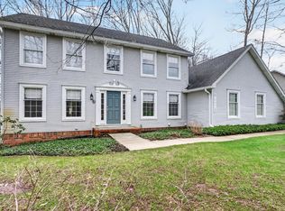 10434 Sourwood Ct, Brighton, MI 48114