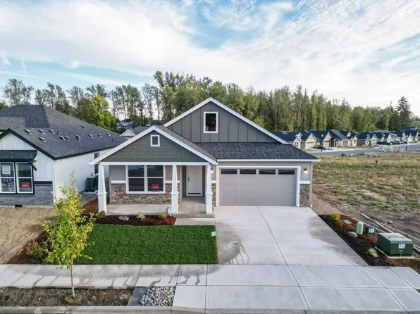 747 NW 29th St, Battle Ground, WA 98604