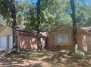 148 W Woodstock Circle Dr, Spring, TX 77381