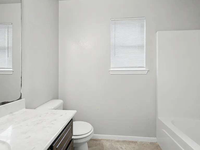 2701 Tarrant County Dr — Photo 20