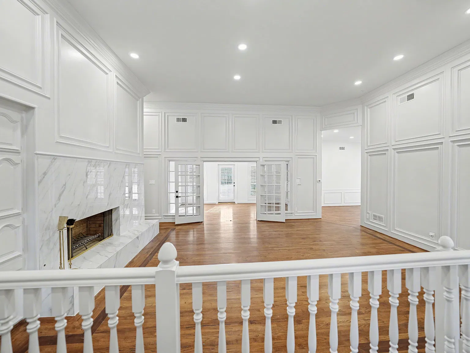 4 bed, 3485 sqft, $5,850 — Photo 3