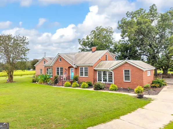 121 Bailey Place Rd, Lavonia, GA 30553