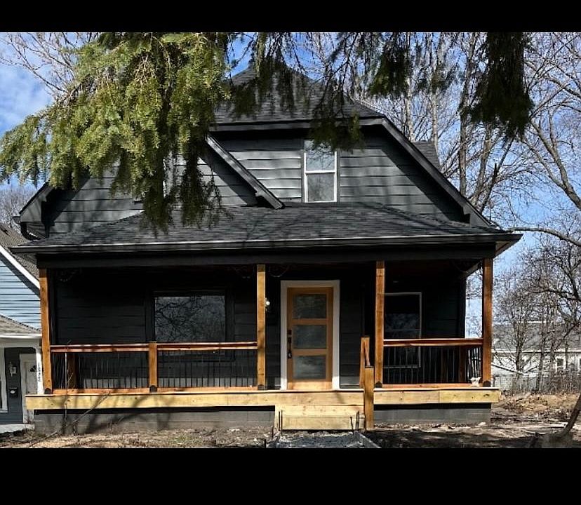 1st image of 1826 Commerce Ave