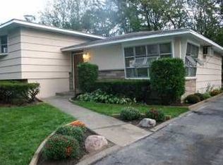 70 Browning Dr, Hamburg, NY 14075
