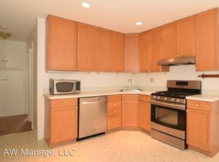 5812 Vandegrift Ave, Rockville, MD 20851