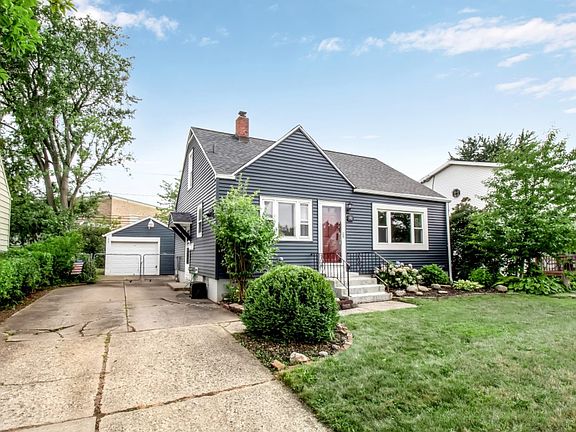 2nd image of 48 Waverly Ave