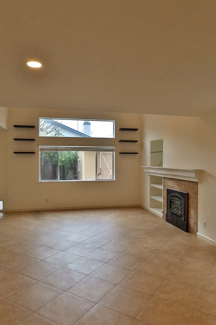 Spacious 3 Bedroom + Bonus Room | 2.5 Bath Home, 2 car garage in Desirable M Section of Rohnert Park — Photo 3