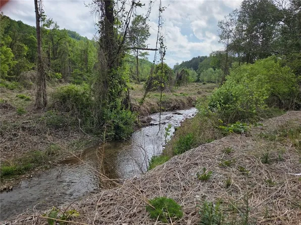 Statesville Rd, North Wilkesboro, NC 28659