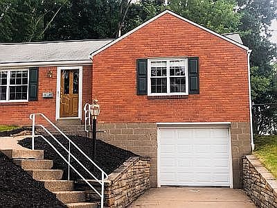2nd image of 5198 Fieldcrest Dr