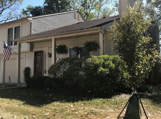 6130 Crofton Dr, Fort Wayne, IN 46835