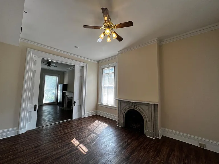 17 E Grace St #17B — Photo 4