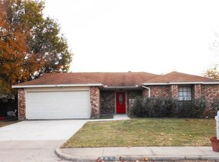 841 Brian Dr, Grand Prairie, TX 75052