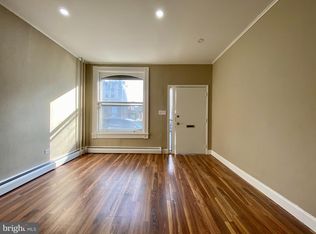 1039 Spring St, Reading, PA 19604