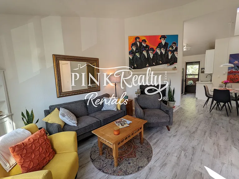 52 El Paso Blvd #1D — Photo 4