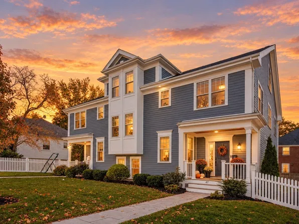 47-49 Blake St #47, Newtonville, MA 02460