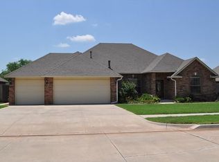 3012 Summit Hill Rd, Norman, OK 73071