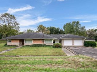 3500 Detroy Rd, Evansville, IN 47720