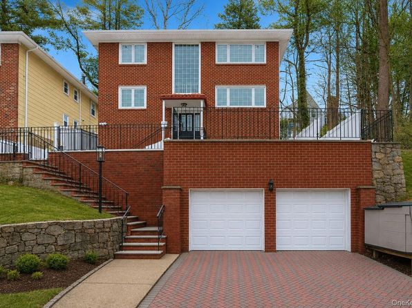 186 Midland Ave #1