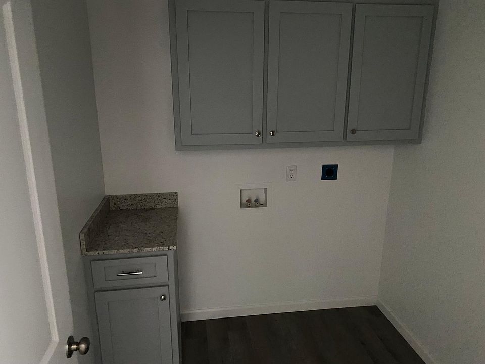 inside utility/laundry