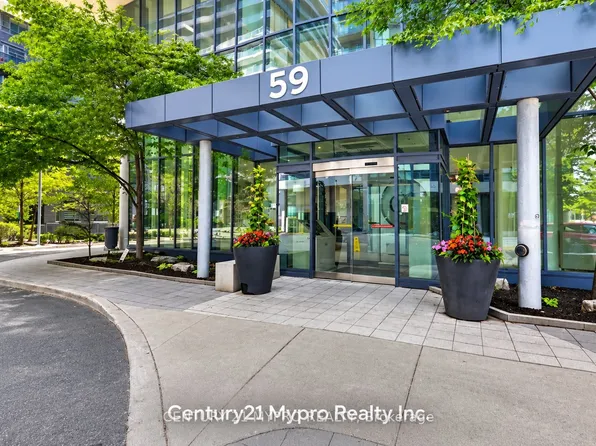59 Annie Craig Dr, Toronto, ON