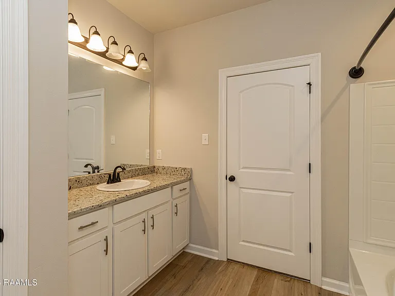 303 Tall Meadows Ln — Photo 19