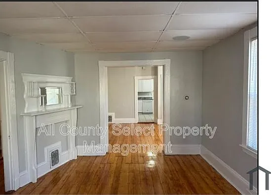 22 Sargent Ave #1