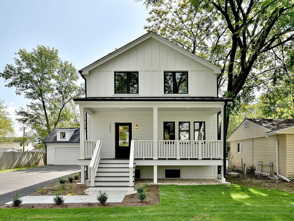 1st image of 1351 Forest Ave