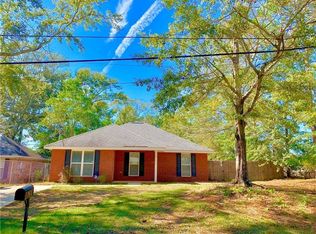 54 Burtonwood Dr, Mobile, AL 36608