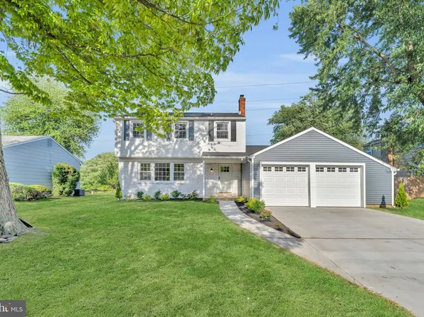 719 Crestbrook Ave, Cherry Hill, NJ 08003
