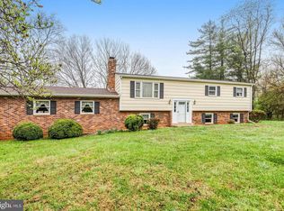 16504 Waterfall Rd, Haymarket, VA